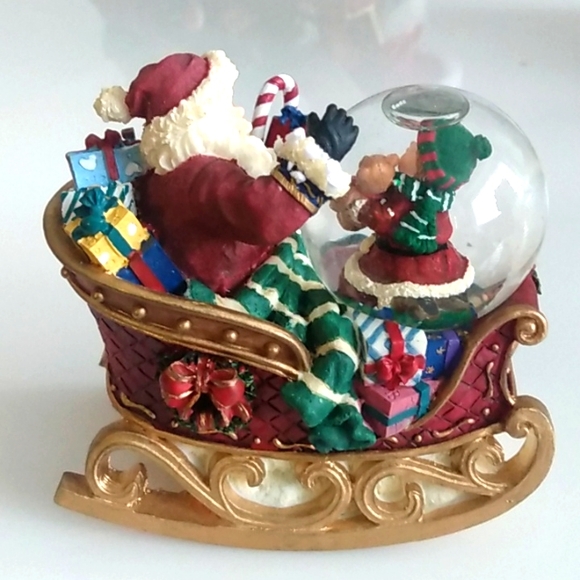 Kirkland Signature Christmas Glass WaterGlobe Ornament & Rocking Santa in Sleigh - Picture 9 of 16